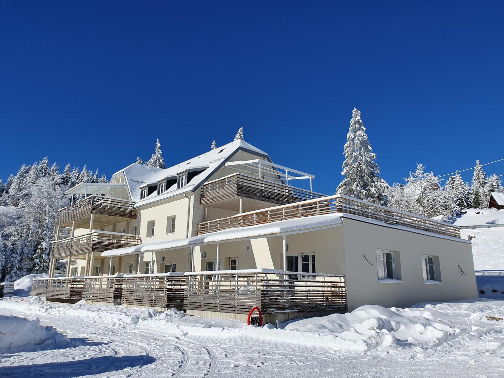 Agreable 3 Pieces Au Lac Blanc Орбе Екстериор снимка